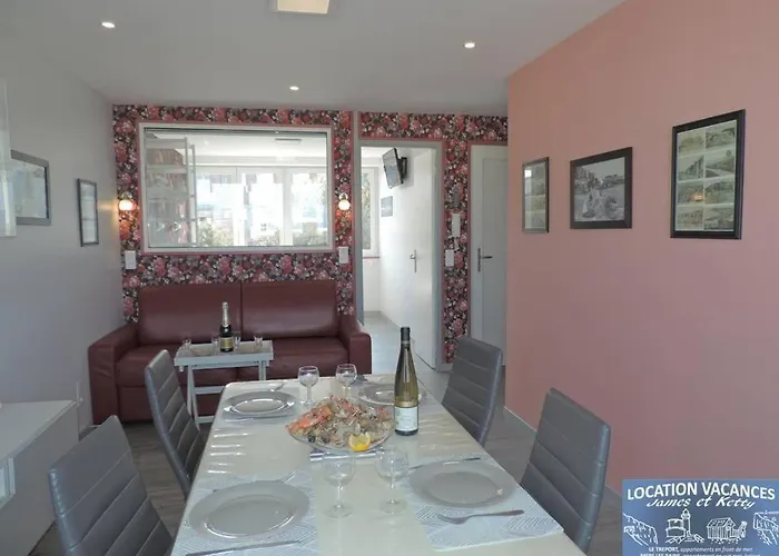 Esplanade Front De 109 1er Etage Lit Fait Wifi Taxe De Sejour Incluse Le Treport