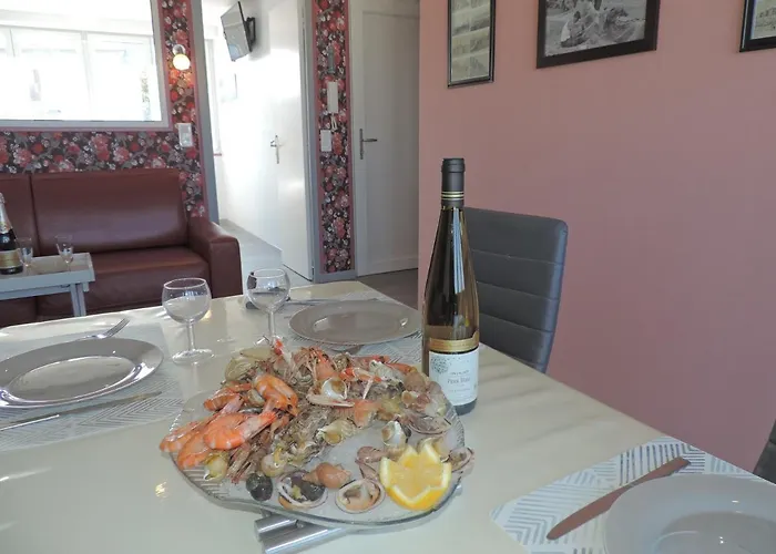 Esplanade Front De 109 1er Etage Lit Fait Wifi Taxe De Sejour Incluse * Le Treport